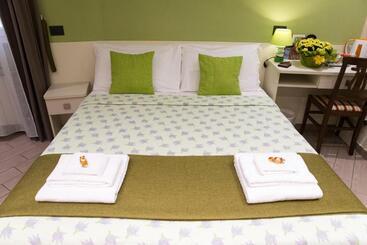 Отель Affittacamere Serena