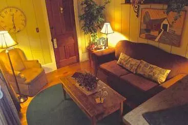 هتل Historic Davy House Bed & Breakfast
