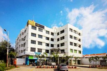 酒店 Satish Executive