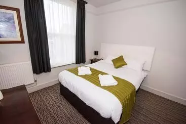 Fryatt Hotel & Bar