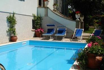 ホテル Villa Annamaria B&b