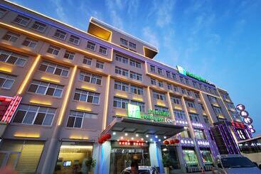 Hotell Holiday Inn Express Weihai Economic Zone By Ihg