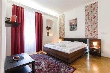 Charles Bridge International Hostel