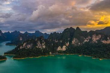 ホテル Panvaree Resort