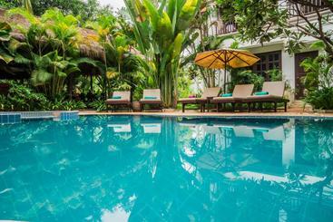 آپارتمانهای توریستها The Pleasant Villa