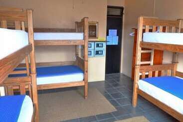 הוסטל Gibela Backpackers Lodge Durban