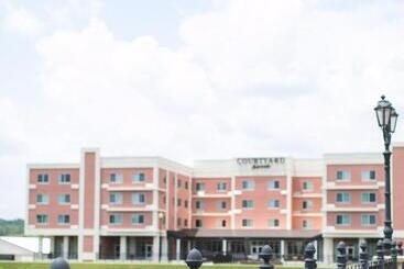 Szálloda Courtyard By Marriott Rome