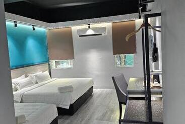 בית מלון כפרי Pantai Inn Kota Kinabalu