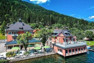 Strandhotel Burgstaller