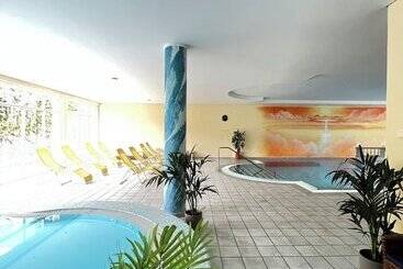 Strandhotel Burgstaller