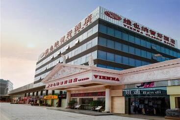 Vienna Hotel Tianbao Road