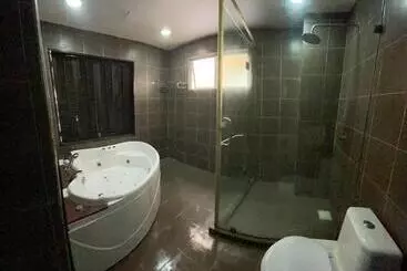 Hotel Gold Coast Morib @ 3346