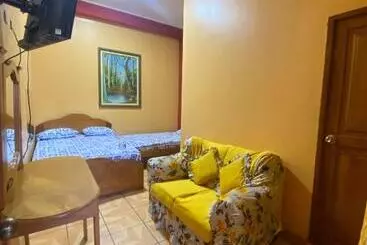 هتل Hospedaje Y Turismo Sol Y Luna Eirl