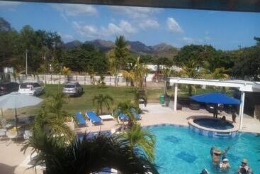 酒店 Malibu Dreams Village