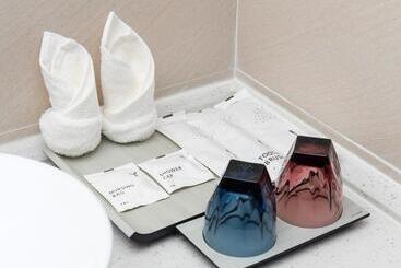 Lavande Hotel Guangzhou Shatai South Road Tianpingjia Metro Station