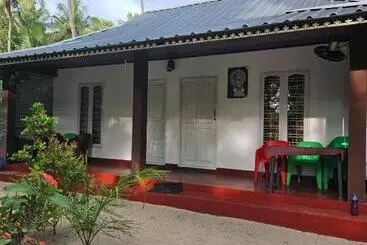 Bed and Breakfast Marari Aleena Home Stay