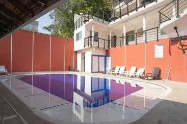 ホテル Cabañas Los Héroes