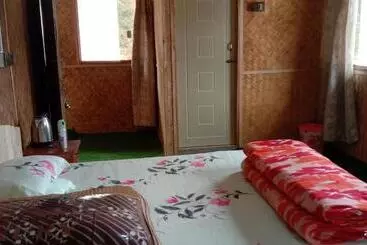 Dolma Farm Stay