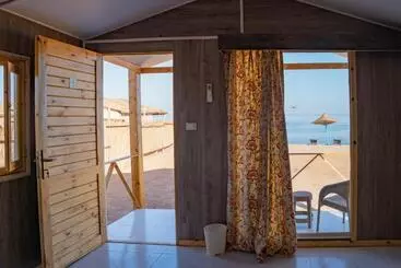 هتل Manta Beach