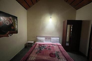 Pensione Elephant County