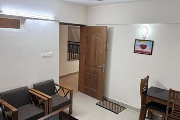 Apart Hotel Airport Freshups Cochin