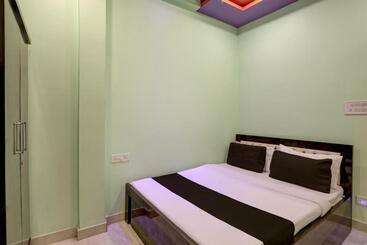 Hotel Oyo Kings Farm