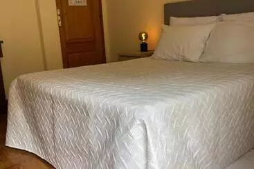 ベッドアンドブレックファースト Romeu