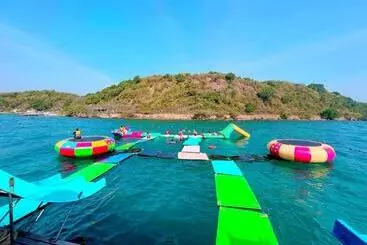 ホテル Blue Ocean Kohlarn Resort