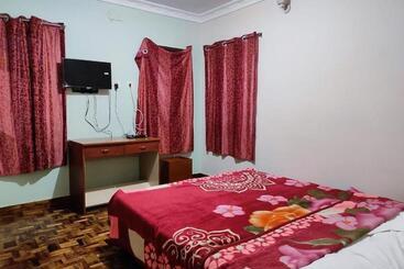 Hotel Relaxzen Homestay 2