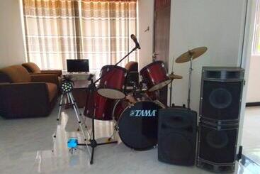 פנסיון Medahena