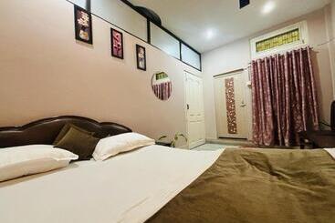 Пансион N N Residency