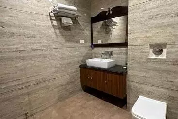 Hotelli Br Resort & Club