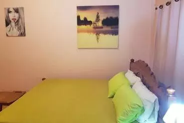 Pensió โอคันทรี O Country