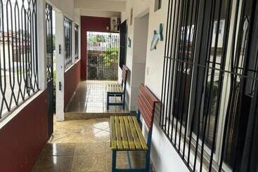 ユースホステル Pousada Bom Preço