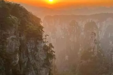 ホテル Zhangjiajie Yolo Resort  Within Zhangjiajie National Forest Park