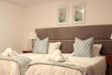 פנסיון Ka Maxakeni Guesthouse