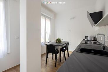 پانسیون Midtown, Terre Marine