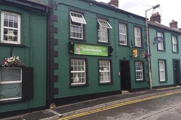 مبيت وإفطار Roomz