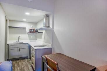 Budget Motel Titusville