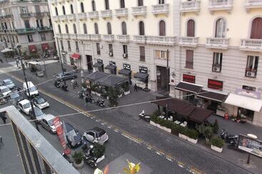 هتل Santa Lucia 50