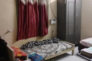 Albergue Kalyani Dwarka Illam