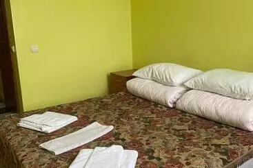 Hotel готель клен