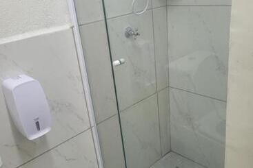 فندق Pousada Hostel Central