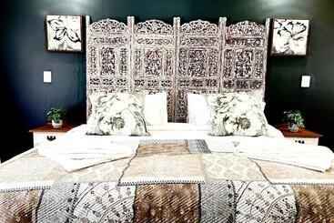 Bed & Breakfast The Lux Guesthouse