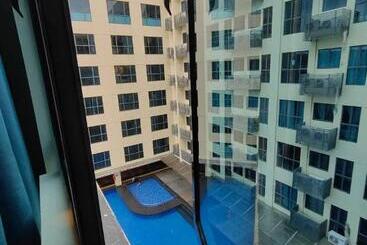 Stay In Kay Kay Hotel Suite At South China Sea Place Suite