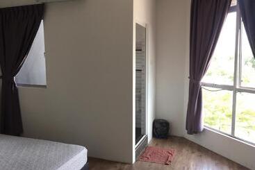 Pensão Benuthomestay