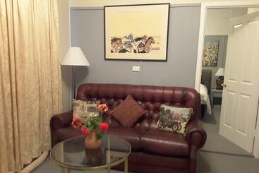 شقق خاصة سياحية Bourke Apartments