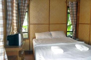 Hotel Pai River Villa