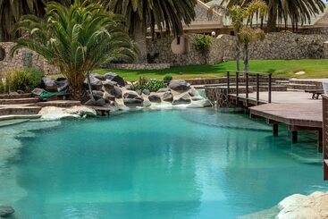 هتل Rossmund Lodge