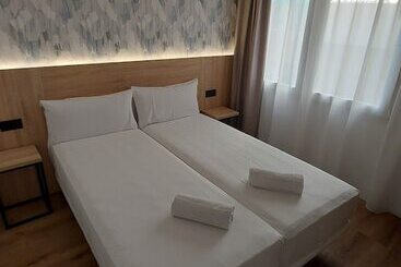 Fogadó Sweet Lloret Suites